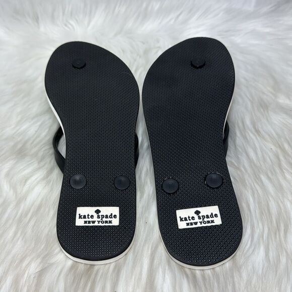 Kate Spade Nova NWOT Black/White Floral Footpad Flip Flops Sz 7 - Picture 6 of 6